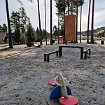 Cozy Close To Resort, Golf, & Hiking
